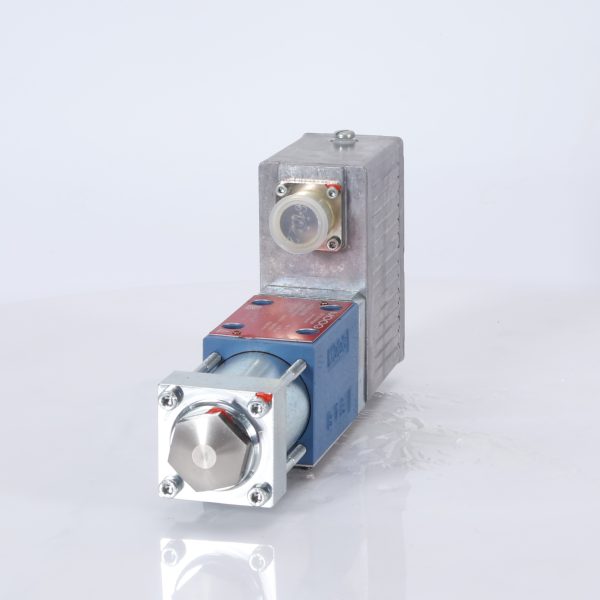 Moog D633-308B Hydraulic Servo Valve