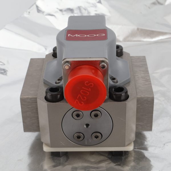 Moog G761-3034B Electro-Hydraulic Servo Valve