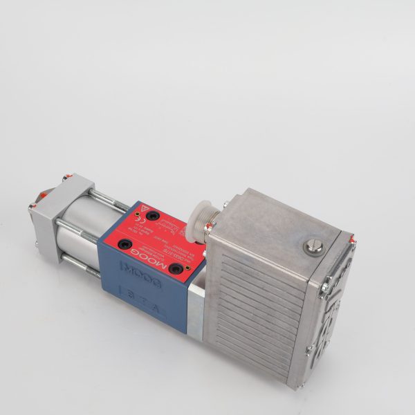 Moog D633-317B Hydraulic Servo Valve