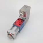 Moog D633-317B Hydraulic Servo Valve