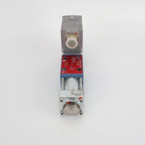 Moog Hydraulic Servo Valve D633-313B