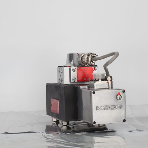 Moog D791-5039 Hydraulic Valve