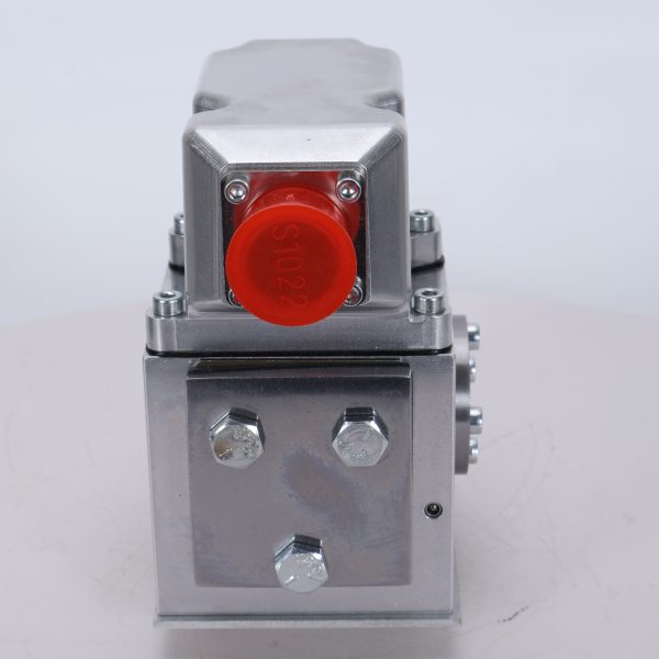 Moog G631-3009B Hydraulic Valve
