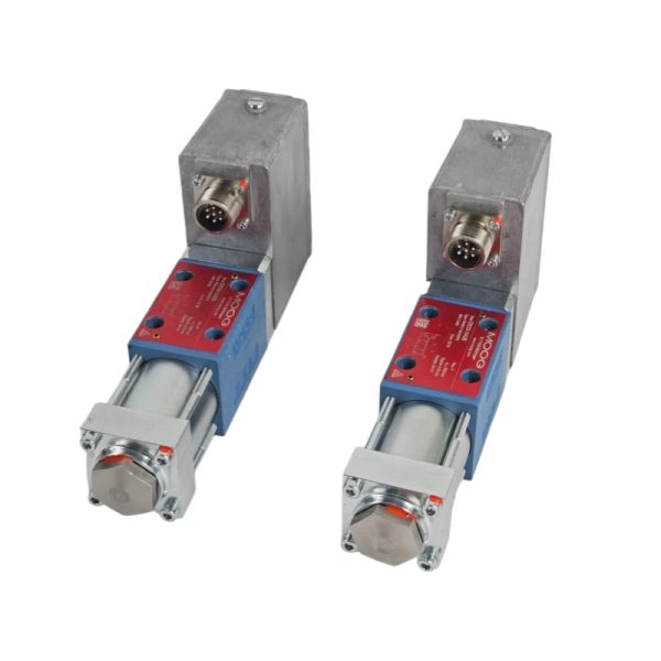 MOOG D633-342B Direct Drive Valve