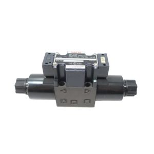 Nachi SS-G01-C7Y-R-C115-E30 Hydraulic Directional Control Valve