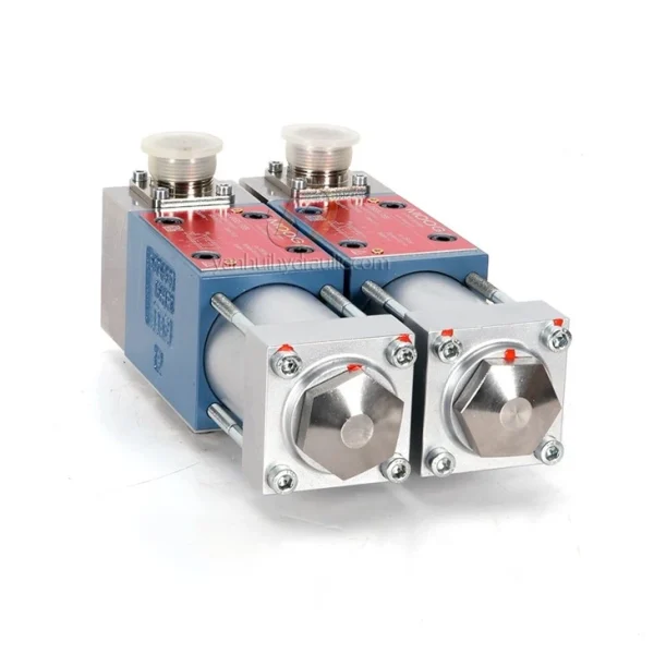 MOOG Hydraulic Valve D633-178B